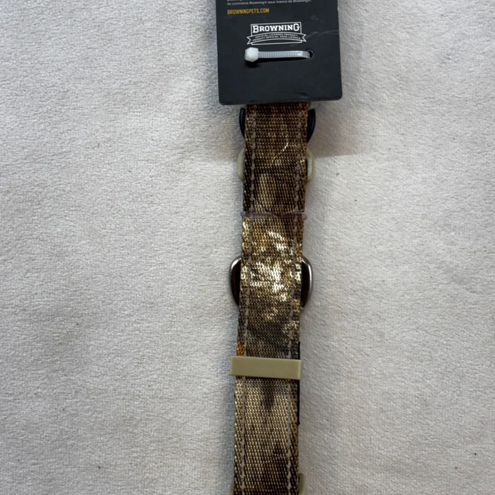 Browning Dog Collar Pet Medium‎ Camo Realtree Edge Reflective Locking Buckle New